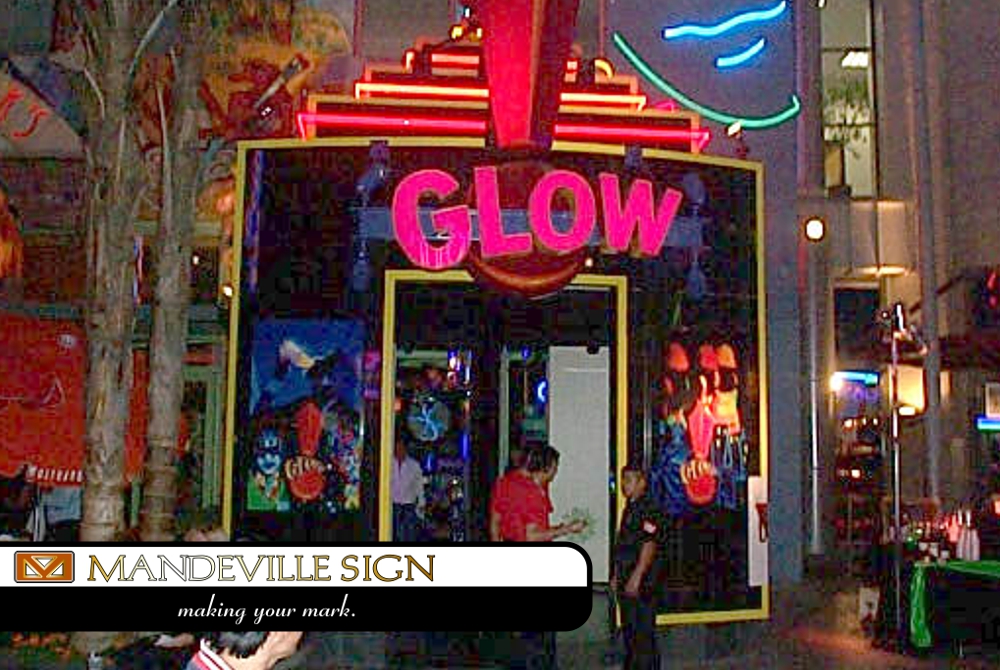 Glow - Universal Studios Citywalk